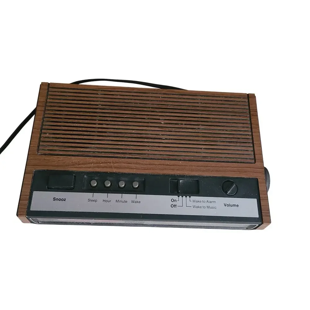 Vintage General Electric GE 7-4633D Alarm Clock : AM/FM Radio Wood Grain Tested